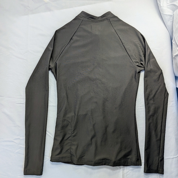 Athleta Gray Rashguard UPF 50 Sz XXS - Picture 4 of 9